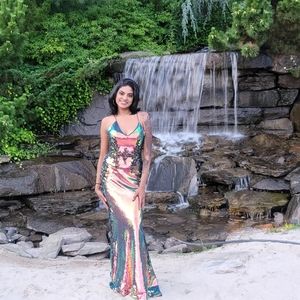 Unique Evening Gown Prom dress (Size 0)